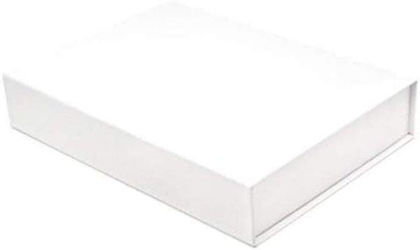 white box with magnetic closure